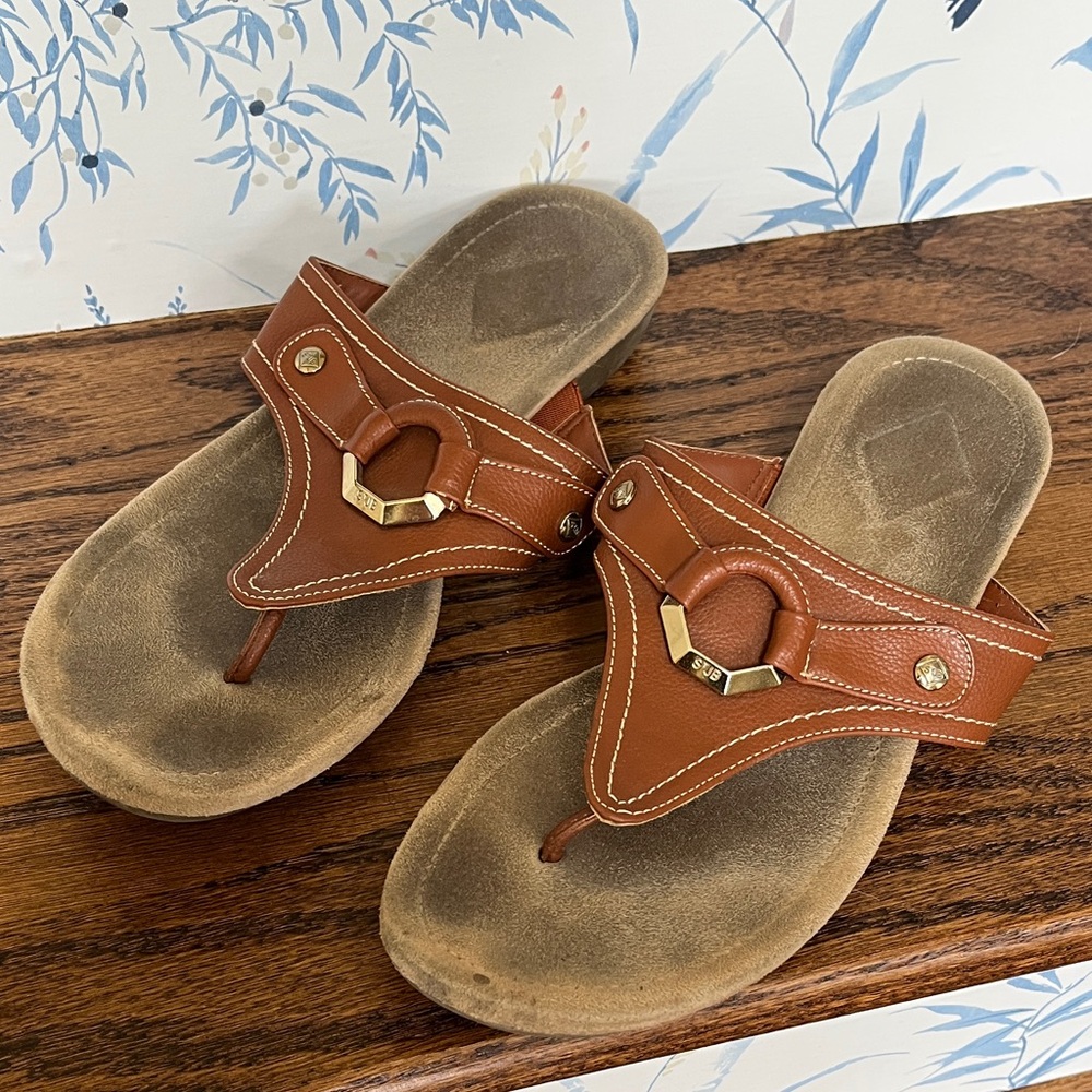 Brown Leather-look Sandals with Gold Accents St. John’s Bay size 10